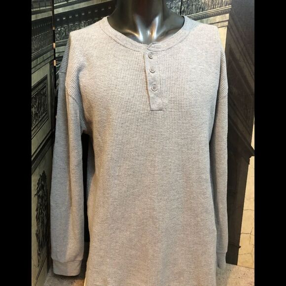 Grey long sleeve shirt by Fruit of the loom - Picture 1 of 1